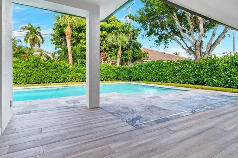 301 Pilgrim Road West Palm Beach FL 33405