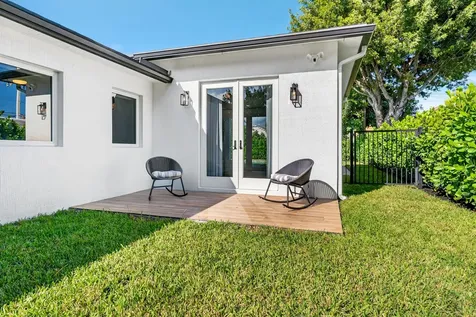 301 Pilgrim Road West Palm Beach FL 33405
