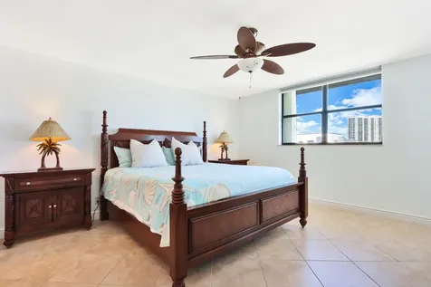 145 S Ocean Avenue Palm Beach Shores FL 33404