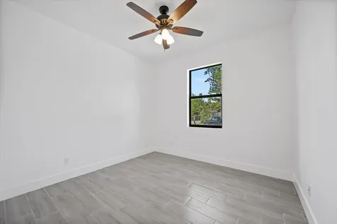 1580 W 32nd Street Riviera Beach FL 33404