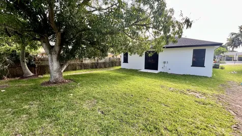 1580 W 32nd Street Riviera Beach FL 33404
