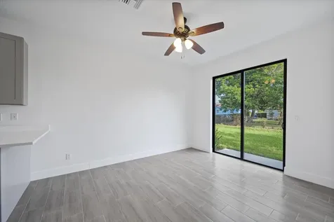 1580 W 32nd Street Riviera Beach FL 33404