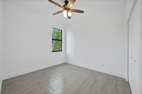 1580 W 32nd Street Riviera Beach FL 33404