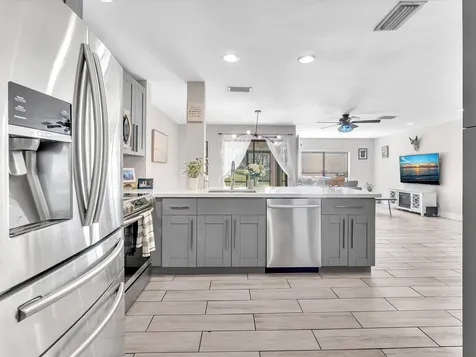 4441 Nw 22nd Road Coconut Creek FL 33066