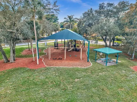 4441 Nw 22nd Road Coconut Creek FL 33066