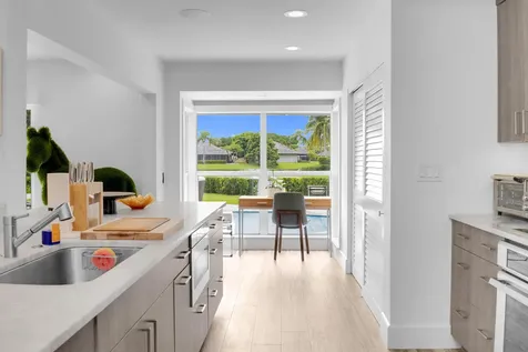 2291 Las Casitas Drive Wellington FL 33414