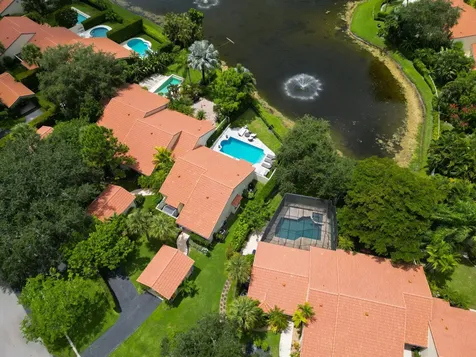 2291 Las Casitas Drive Wellington FL 33414