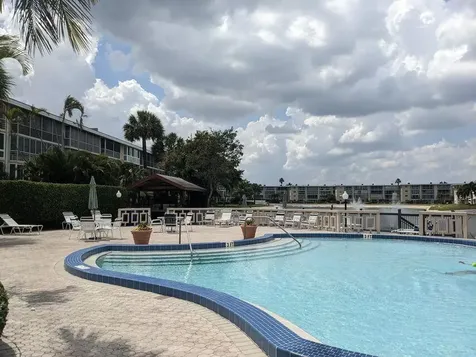 2615 N Garden Drive Lake Worth FL 33461