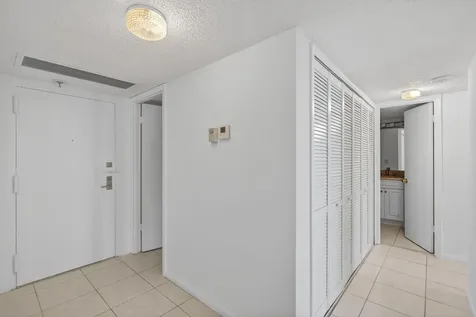 4200 N Ocean Drive Riviera Beach FL 33404
