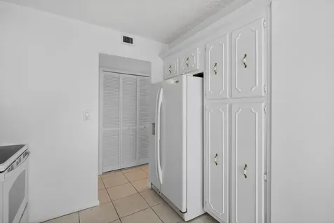 4200 N Ocean Drive Riviera Beach FL 33404