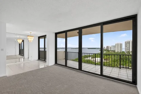 4200 N Ocean Drive Riviera Beach FL 33404