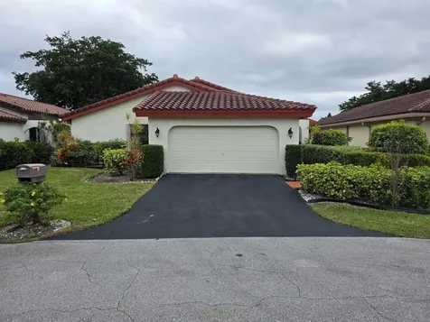 5665 Lakeview Mews Drive Boynton Beach FL 33437
