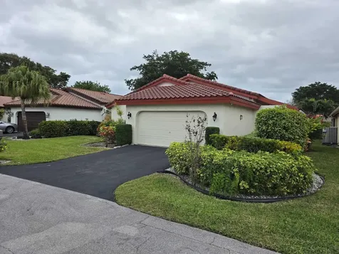 5665 Lakeview Mews Drive Boynton Beach FL 33437