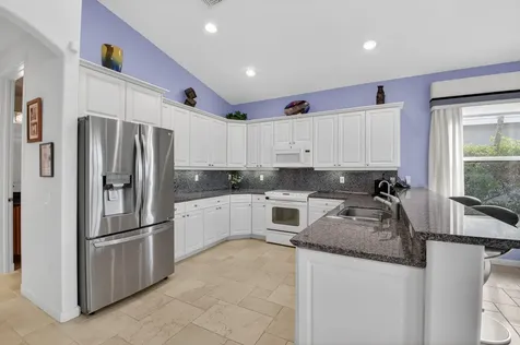 13197 Alhambra Lake Circle Delray Beach FL 33446