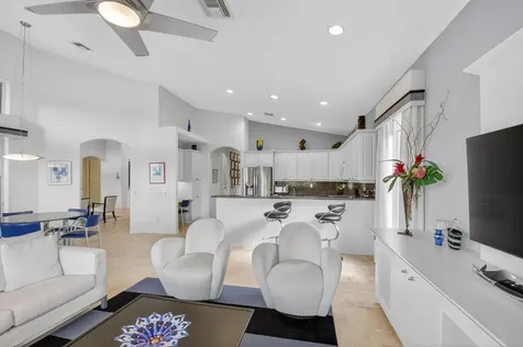 13197 Alhambra Lake Circle Delray Beach FL 33446