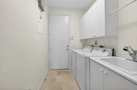 13197 Alhambra Lake Circle Delray Beach FL 33446