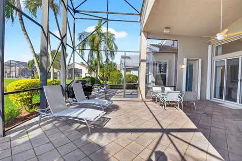 13197 Alhambra Lake Circle Delray Beach FL 33446