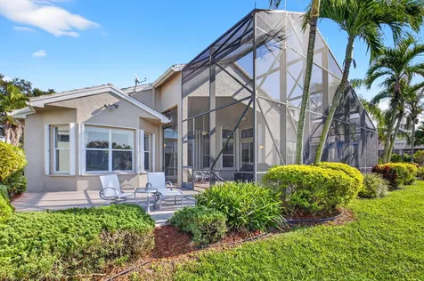 13197 Alhambra Lake Circle Delray Beach FL 33446