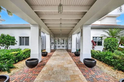 13197 Alhambra Lake Circle Delray Beach FL 33446