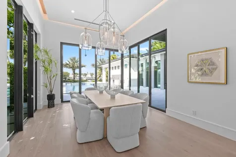 2085 Vitex Lane North Palm Beach FL 33408