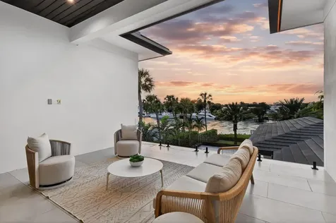2085 Vitex Lane North Palm Beach FL 33408