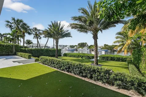 2085 Vitex Lane North Palm Beach FL 33408