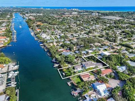 2085 Vitex Lane North Palm Beach FL 33408