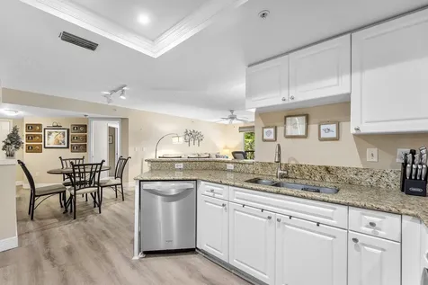 1000 Crestwood Court Royal Palm Beach FL 33411