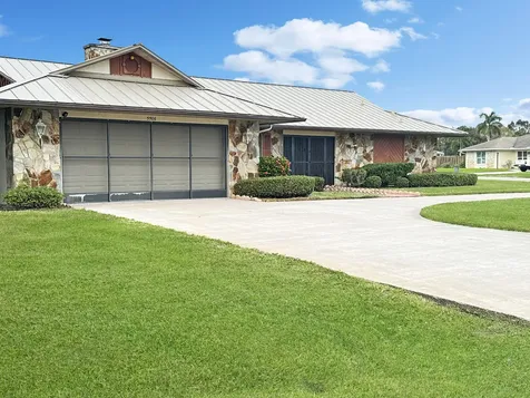 5506 Echo Pines Circle Fort Pierce FL 34951