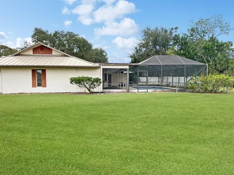 5506 Echo Pines Circle Fort Pierce FL 34951