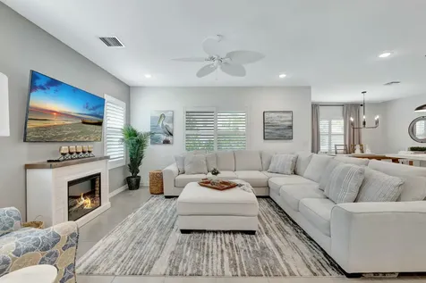 601 Ne Waters Edge Lane Port Saint Lucie FL 34983