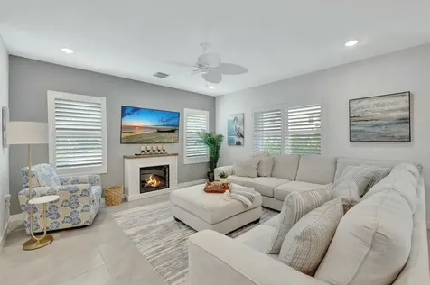 601 Ne Waters Edge Lane Port Saint Lucie FL 34983