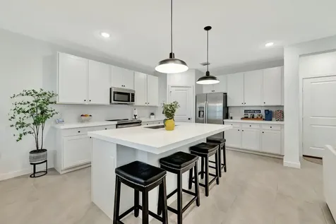 601 Ne Waters Edge Lane Port Saint Lucie FL 34983