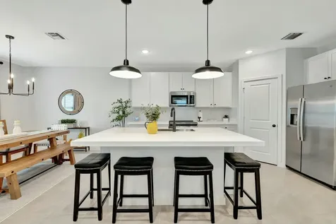 601 Ne Waters Edge Lane Port Saint Lucie FL 34983