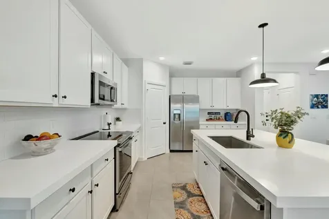 601 Ne Waters Edge Lane Port Saint Lucie FL 34983