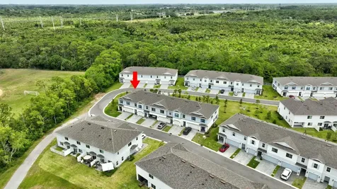 601 Ne Waters Edge Lane Port Saint Lucie FL 34983