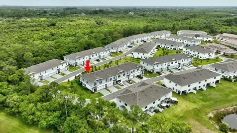 601 Ne Waters Edge Lane Port Saint Lucie FL 34983