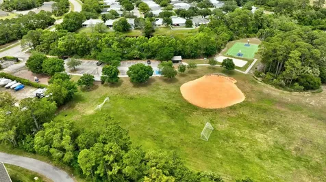 601 Ne Waters Edge Lane Port Saint Lucie FL 34983