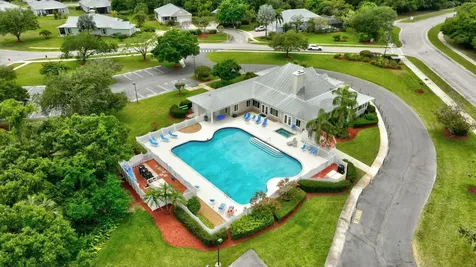 601 Ne Waters Edge Lane Port Saint Lucie FL 34983