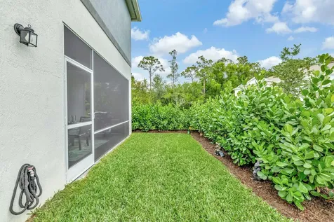 601 Ne Waters Edge Lane Port Saint Lucie FL 34983