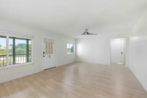 3531 Tall Pine Way Greenacres FL 33463