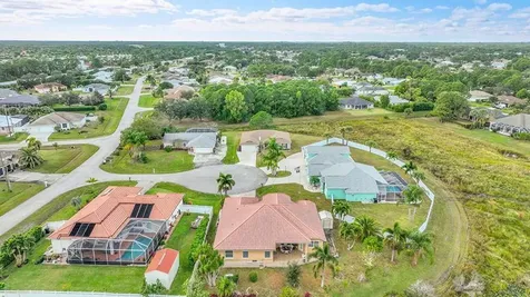 5909 Nw Bayou Court Port Saint Lucie FL 34986
