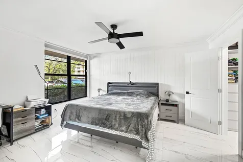 18 Royal Palm Way Boca Raton FL 33432