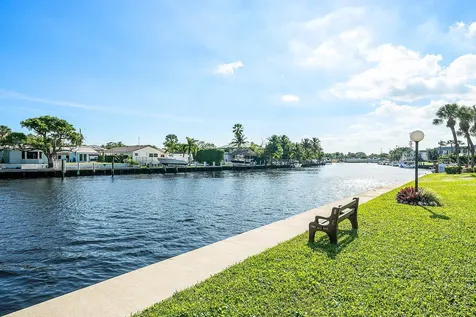 18 Royal Palm Way Boca Raton FL 33432