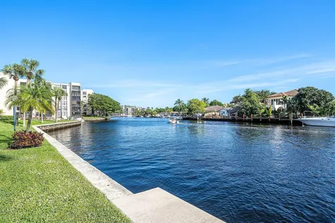 18 Royal Palm Way Boca Raton FL 33432