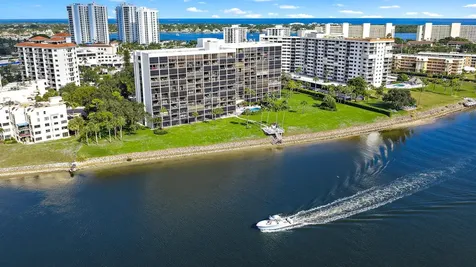 356 Golfview Road North Palm Beach FL 33408