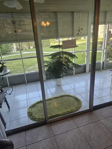 3186 Via Poinciana Lake Worth FL 33467