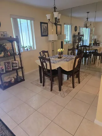 3186 Via Poinciana Lake Worth FL 33467