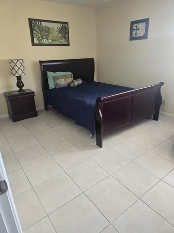 3186 Via Poinciana Lake Worth FL 33467