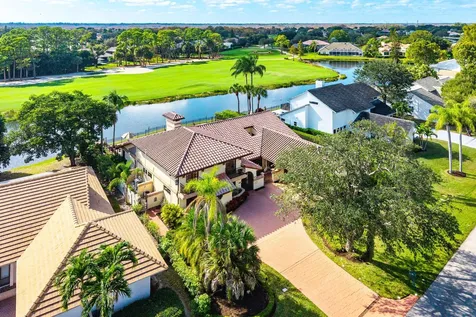 22 Marlwood Lane Palm Beach Gardens FL 33418